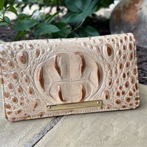 Brahmin Wallet